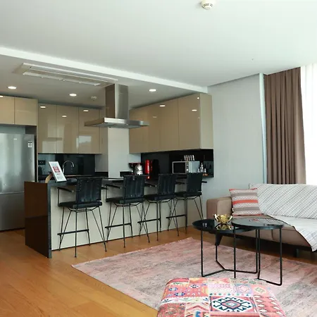 Deluxe 2br Balcony 420 * Istanbul