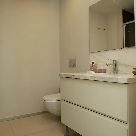 Apartamento Lovely Two Bedroom Estambul