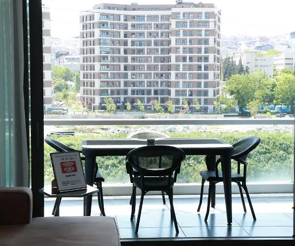 Lovely Two Bedroom Apartman