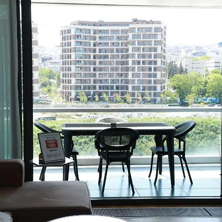 Deluxe 2br Balcony 420 Appartement