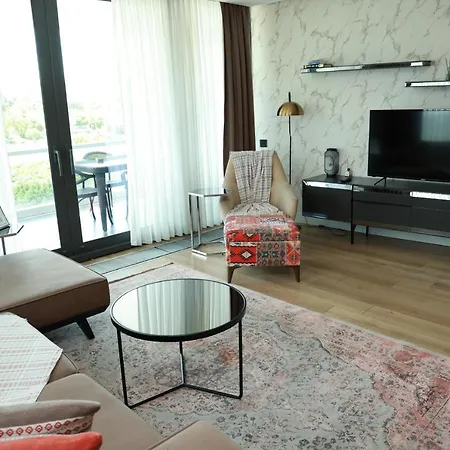 Appartement Deluxe 2br Balcony 420 Istanboel